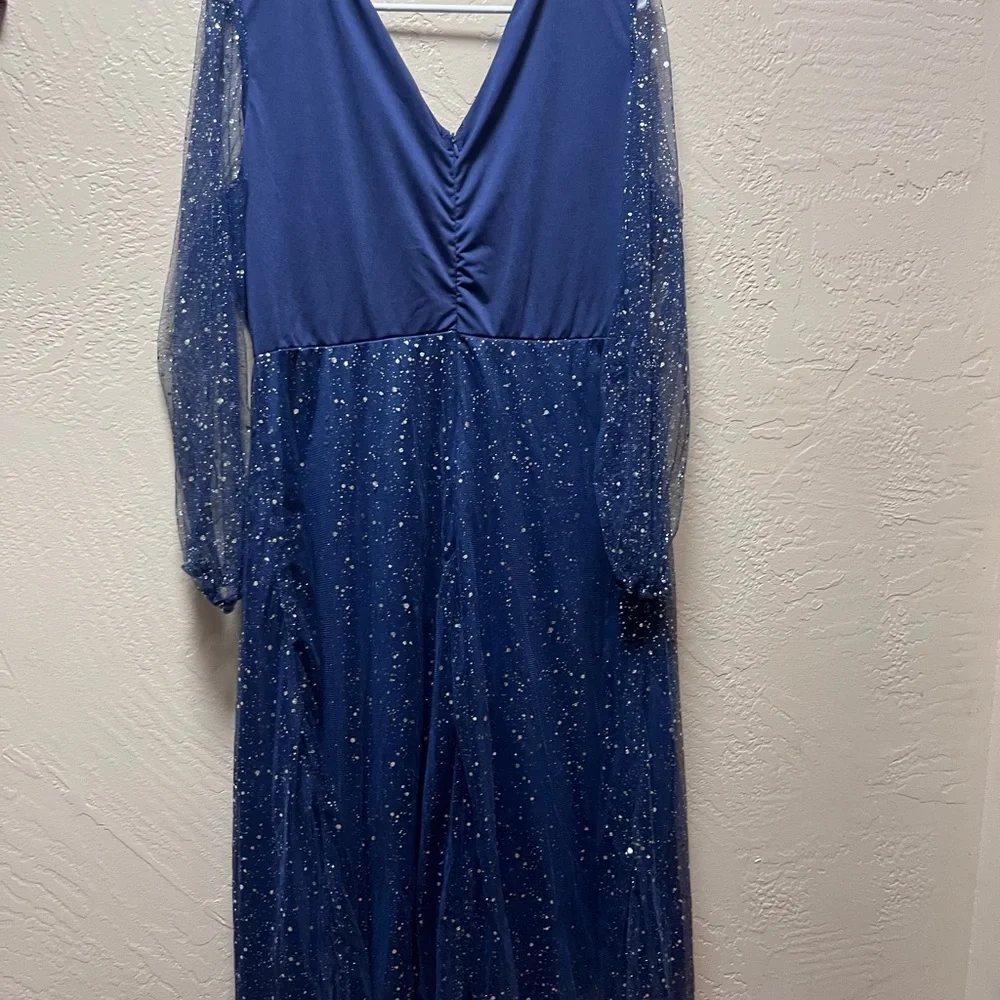 Imekis - Blue V-Neck Bishop Sleeve Cocktail Dress - Picture 2 of 3